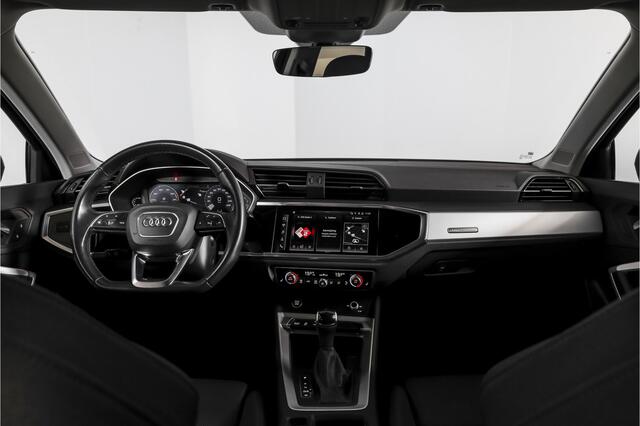 Audi Q3 45 TFSI e S edition S-line - Automaat | Dig. Cockpit | Adapt. Cruise | PDC | NAV + App. Connect | ECC | DAB | Elek. Klep | Elek. Trekhaak | LM 20" |