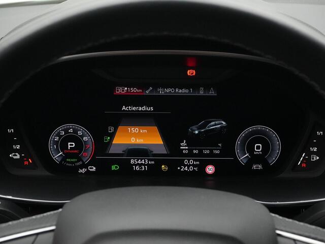 Audi Q3 Sportback 45 TFSI e 245 pk S-tronic S Edition | Panoramadak | Stoelverwarming | Cruise control | Side assist | Sportstoelen | 19 inch