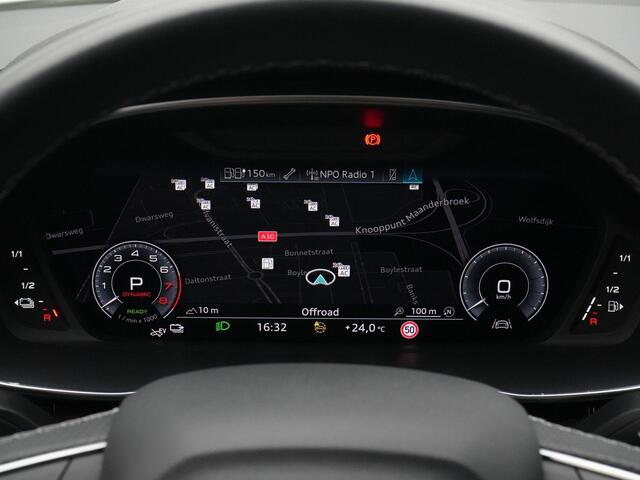 Audi Q3 Sportback 45 TFSI e 245 pk S-tronic S Edition | Panoramadak | Stoelverwarming | Cruise control | Side assist | Sportstoelen | 19 inch