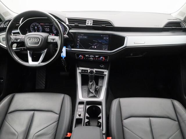 Audi Q3 Sportback 45 TFSI e Edition | CAMERA | ADAPTIVE | STOELVERWARMING