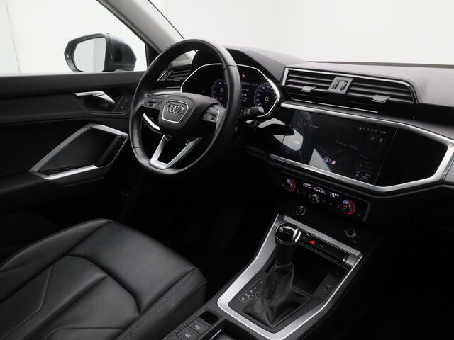 Audi Q3 45 TFSI e S edition | PANO | CAMERA | KEYLESS | STOELVERWARMING | TREKHAAK