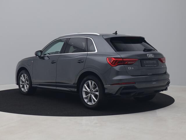 Audi Q3 45 TFSI e S edition | PANO | CAMERA | KEYLESS | STOELVERWARMING | TREKHAAK