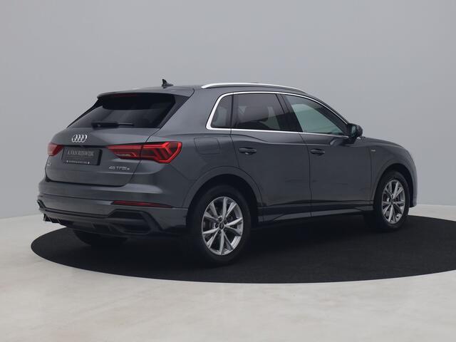Audi Q3 45 TFSI e S edition | PANO | CAMERA | KEYLESS | STOELVERWARMING | TREKHAAK