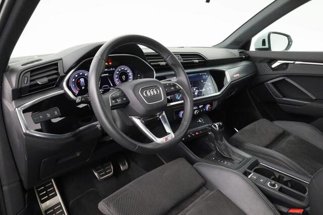 Audi Q3 35 TFSI 150 pk S-tronic S-Line | Panoramadak | Trekhaak | Bang & Olufsen | Leder/alcantara | Navigatie
