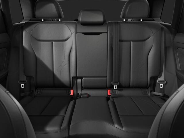 Audi Q3 S edition e-hybrid 200 kW / 272 PK Hatchback 6 ver | Techniekpakket plus | Privacy glas | Twin leder bekleding | Laadconcept compact |