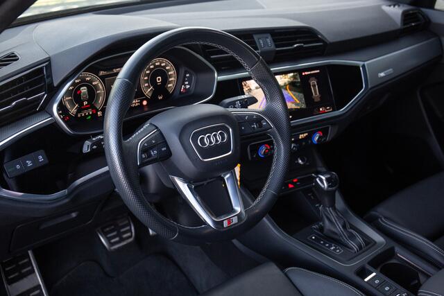 Audi Q3 45 TFSI e S edition ,Trekhaak, S-Line, Achteruitrijcamera, Stoelverwarming,