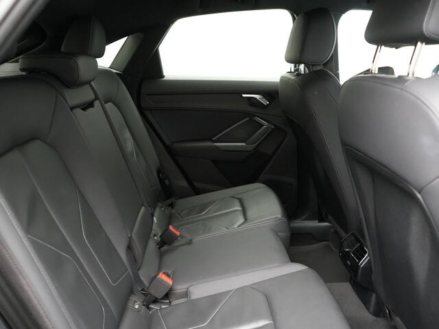 Audi Q3 Sportback 45 TFSI e S Line Plug In Hybrid 245pk Dealer O.H PHEV | Camera | Lederen Sportstoelen Verwarmd | Virtual Cockpit | Navigatie | Blis | Keyless | Cruise Control | Lane Assist | DAB |