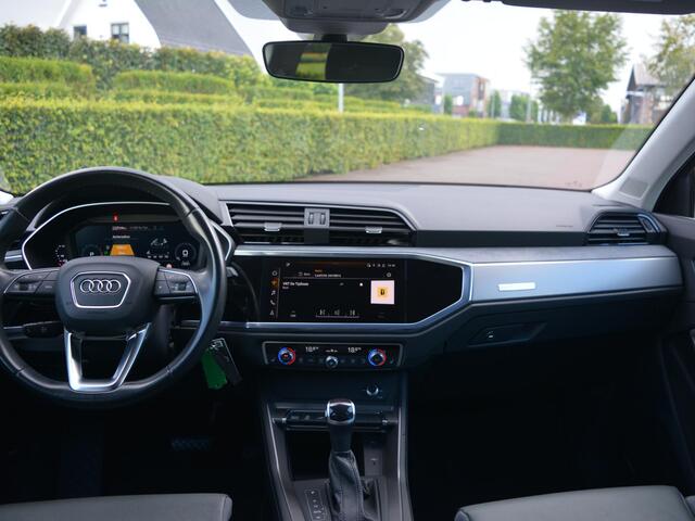 Audi Q3 1.4 45TFSIe Plug-Hybrid Proline Sport | Virtual Cockpit | Elek klep | Volleder / Alcantara | MMI Navi+ | Trekhaak | Park pack | Verw Stoelen | Etc..
