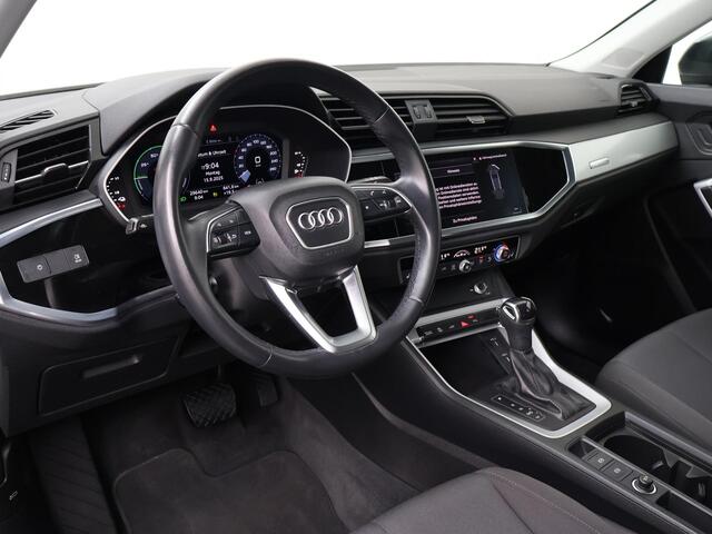 Audi Q3 Sportback 45 TFSI e S Edition | 245 PK | SoH 83% | Trekhaak | Navigatiesysteem | Adaptive cruise control | S line |