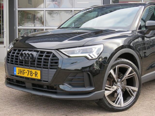 Audi Q3 45 TFSIe 245PK PHEV Black ed. / 20 Inch / Led / Camera / Virtual / Elec.klep / BOVAG garantie