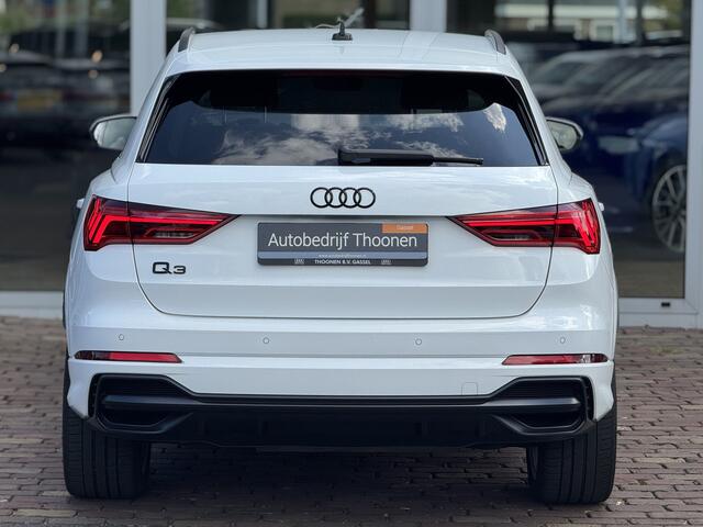 Audi Q3 45 TFSI e S edition | Trekhaak | Keyless