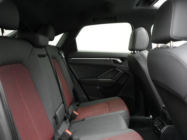 Audi Q3 Sportback 45 TFSI e S Line Plug In Hybrid 245pk Dealer O.H PHEV | Panodak | Adaptive Cruise | Lederen Sportstoelen Memory & Verwarmd | Sfeerverlichting | Camera | Virtual | Blis | Navigatie | DAB |