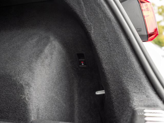 Audi Q3 Sportback 45 TFSI e S-Line Pano E-Stoelen Trekhaak Camera