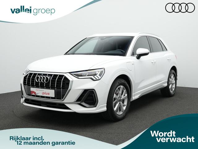 Audi Q3 45 TFSI e 245 pk S-tronic S-Line | Achteruitrijcamera | Navigatie | Adaptive Cruise