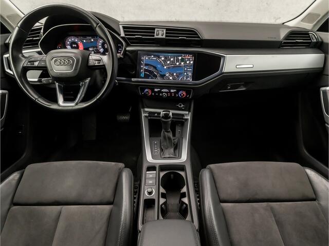Audi Q3 35 TFSI Sport 150Pk Automaat (VIRTUAL COCKPIT, APPLE CARPLAY, GROOT NAVI, LEDER/ALCANTARA, STOELVERWARMING, SPORTSTOELEN, ELEK ACHTERKLEP, GETINT GLAS, NIEUWE APK, NIEUWSTAAT)