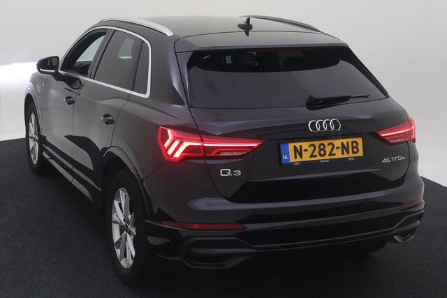 Audi Q3 45 TFSI e 245pk PHEV S edition / SONOS / Camera / Leer / Adaptive Cruise