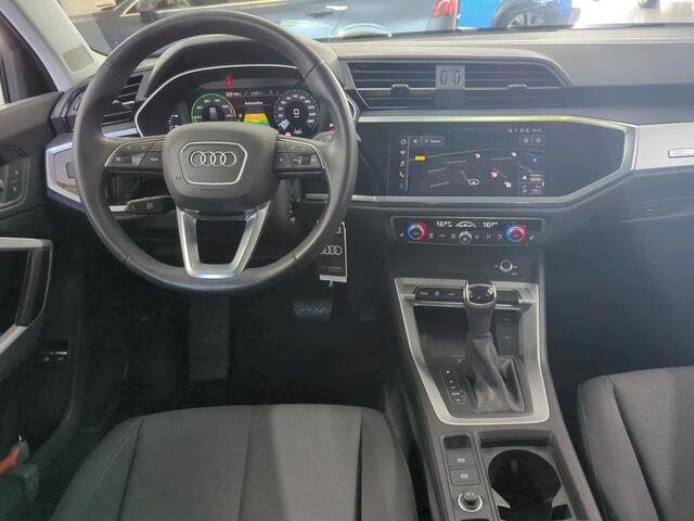 Audi Q3 45 TFSI e 245pk PHEV Advanced edition / Camera / Navigatie / Stoelverwarming