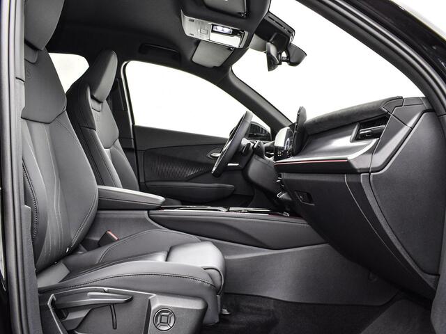 Audi Q3 1.5 200kW e-hybrid S edition 272 PK NIEUW MODEL !!! · Tech plus · 19" LM Velgen · Lederen bekleding