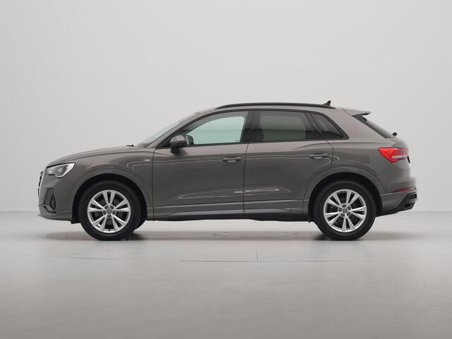 Audi Q3 35 TFSI 150pk Edition S line Navigatie dig display privacy glass