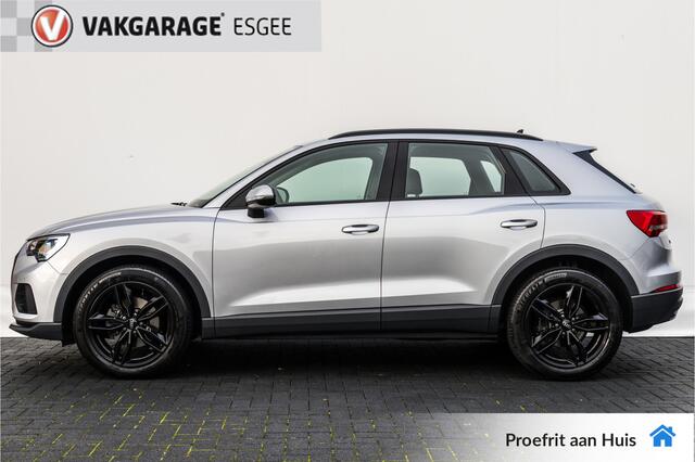 Audi Q3 35 TFSI 150 PK S Line RIJKLAAR INCL GARANTIE. | Trekhaak | Audi virtual cockpit | Panoramadak | Clima | Leer | Achteruitrijcamera | PDC V/A |