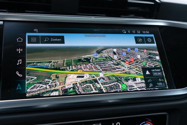 Audi Q3 35 TFSI 150 PK S Line RIJKLAAR INCL GARANTIE. | Trekhaak | Audi virtual cockpit | Panoramadak | Clima | Leer | Achteruitrijcamera | PDC V/A |