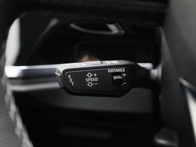 Audi Q3 35 TFSI/150PK Advanced edition · S-line interieur · Apple Car Play · Navigatie · Trekhaak · Parkeersensoren · Garantie tot januari 2030 of 100.000km