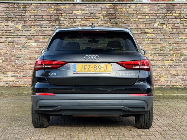 Audi Q3 45 TFSI E EDITION Navi Stoelverwarming