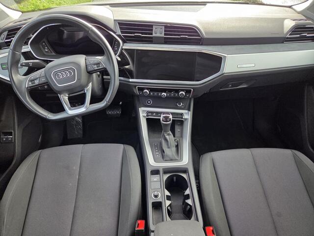 Audi Q3 45 TFSI e Advanced edition