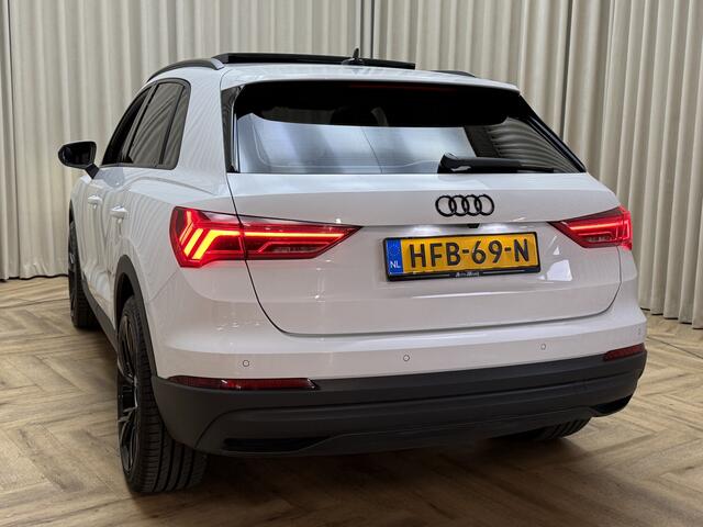 Audi Q3 35 TFSI edition one *Panodak* Leder / Keyless / LED / 20'' LMV / Stoelverwarming / Cruise / Camera / Navigatie