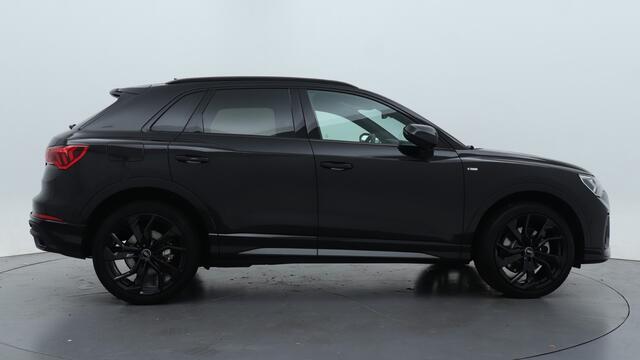 Audi Q3 S Edition 45 TFSI e 180 kW / 245 pk Hatchback 6 versn. S-tronic