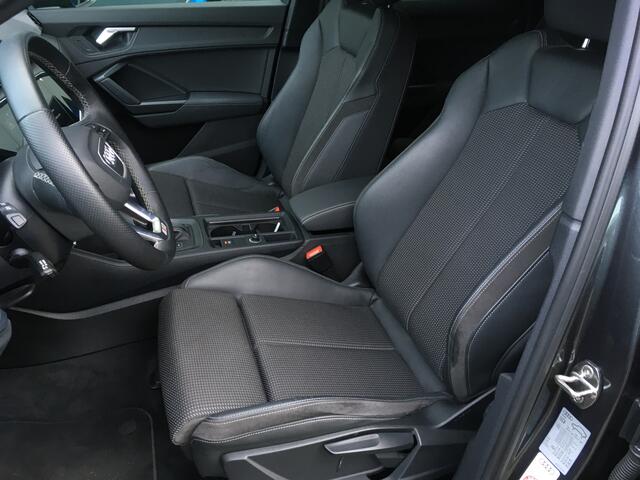 Audi Q3 Sportback 45 TFSIe 245 pk S-Line Black Edition