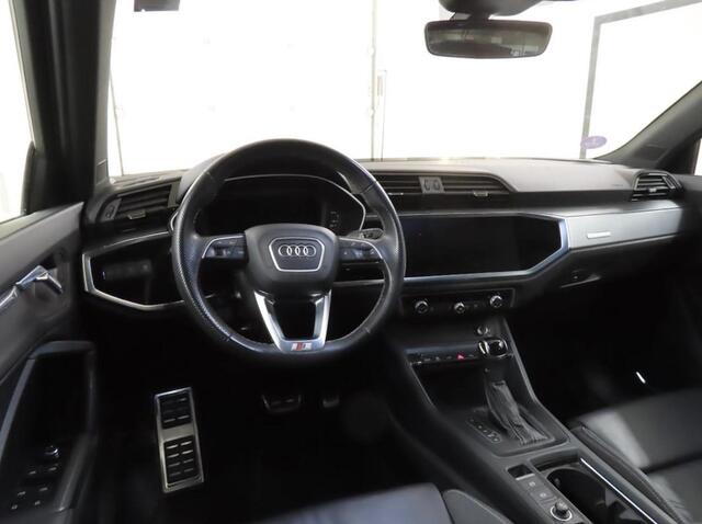 Audi Q3 45 TFSI e S edition Trekhaak | B&O | Leder | Pano