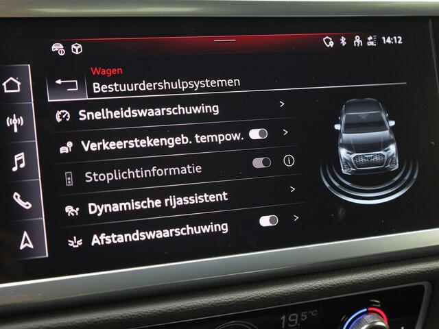 Audi Q3 Sportback 35 TFSI/150PK S Line · Apple/Android Car Play · Leder/Alcantara · Stoelverwarming · Garantie tot oktober 2029 of 100.000km