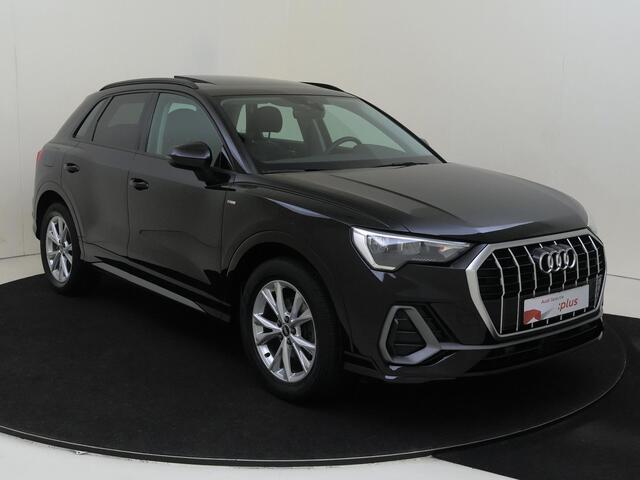 Audi Q3 35 TFSI Pro Line S | Panoramadak | Dodehoek detectie | Lederen bekleding | Navigatie Plus | Adaptieve cruise control | Stoelverwarming | CarPlay |