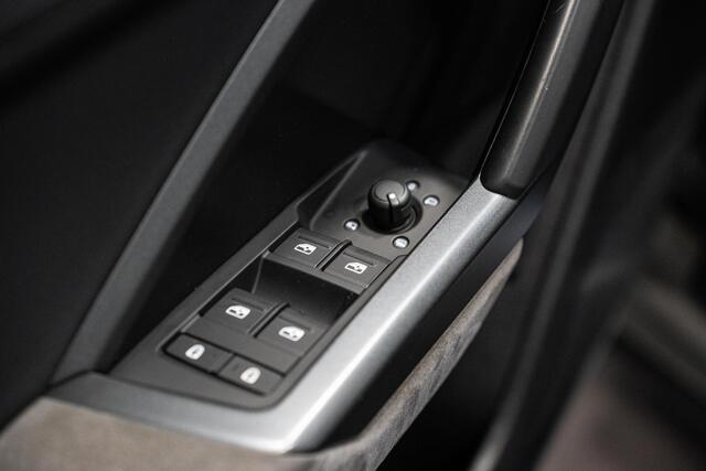 Audi Q3 Sportback 35 TFSI S Edition *S-Line / Audi Sound-Systeem / Virtual Cockpit / Achteruitrij camera / Sportstoelen*