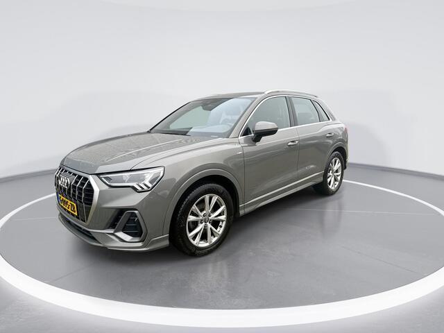 Audi Q3 35 TFSI 150pk S-Tronic S Edition · Trekhaak · Apple/Android Car Play · Keyless · Navigatie ·