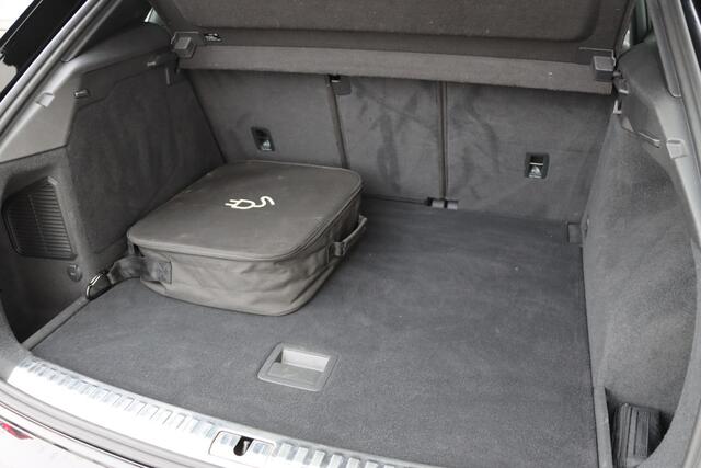 Audi Q3 45 TFSI e S edition 245pk S-Tronic