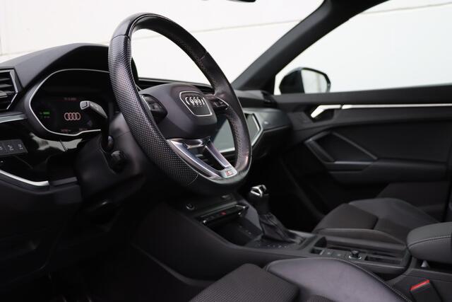 Audi Q3 45 TFSI e S edition 245pk S-Tronic