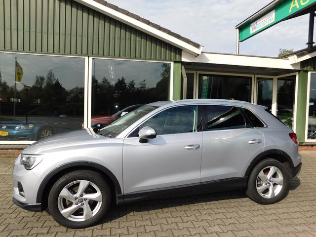 Audi Q3 35TFSI 150PK PRO-LINE!! All-in Prijs! Trekhaak!