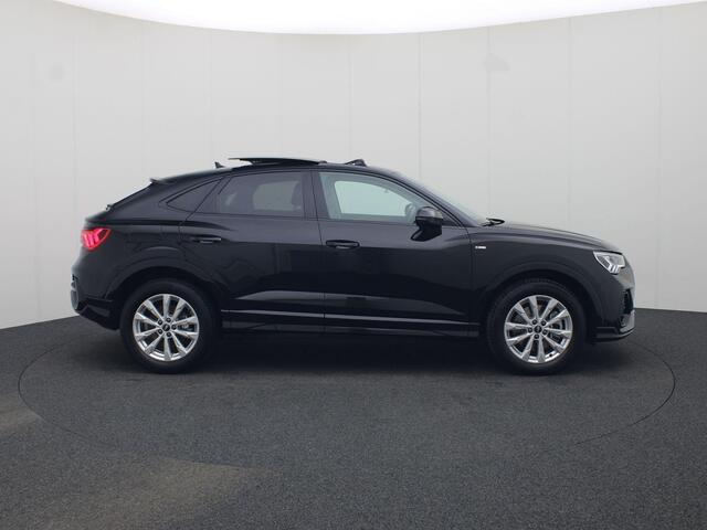 Audi Q3 Sportback 45 TFSIe 180kW/245PK S Line · Panoramadak ·Camera · Apple/Android Car Play · Stoelverwarming · Navigatie ·