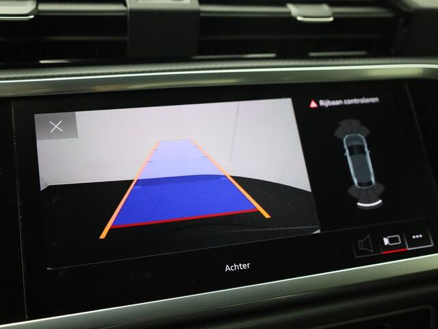 Audi Q3 Sportback 45 TFSIe 180kW/245PK S Line · Panoramadak ·Camera · Apple/Android Car Play · Stoelverwarming · Navigatie ·