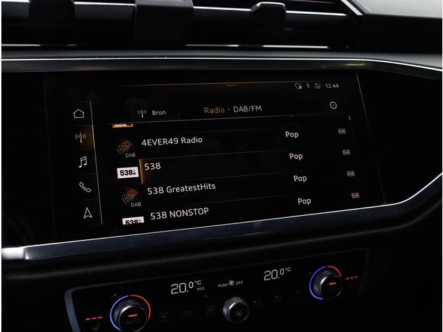 Audi Q3 Sportback 35 TFSI S-Line Automaat Adaptive Cruise Daytonagrijs 19 inch