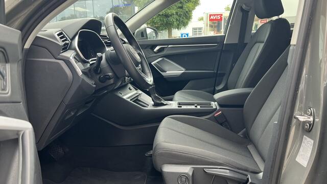 Audi Q3 45 TFSI e | Navigatie | Stoelverwarming