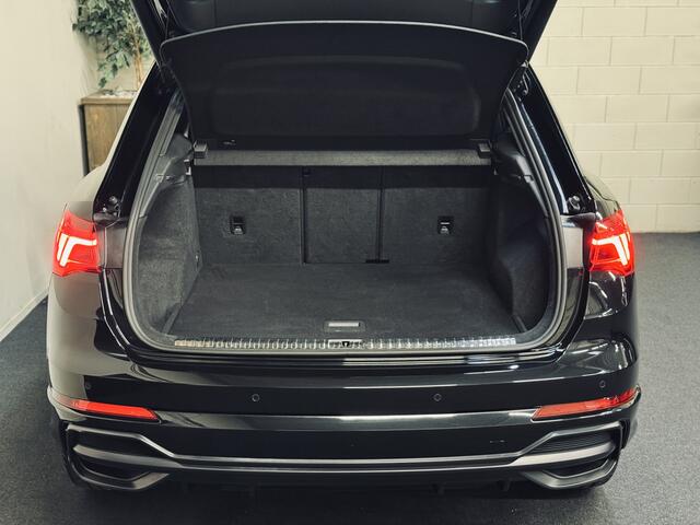 Audi Q3 35 TFSI S edition 2x S-Line | Panorama | Leder | Camera