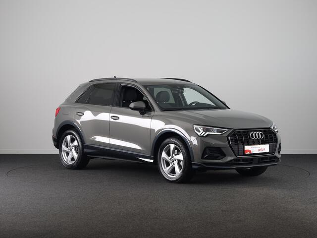 Audi Q3 35 TFSI Advanced Edition 150 pk S-tronic | Verlengde garantie | Navigatie | Gratis Winterset | Achteruitrijcamera | LED koplampen | Stoelverwarming |