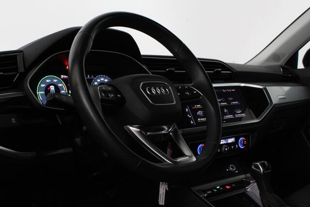 Audi Q3 Sportback 45 TFSI e Edition > 245pk/Plug-in Hybride/18inch/Mythos Black/MMI Navigation Plus