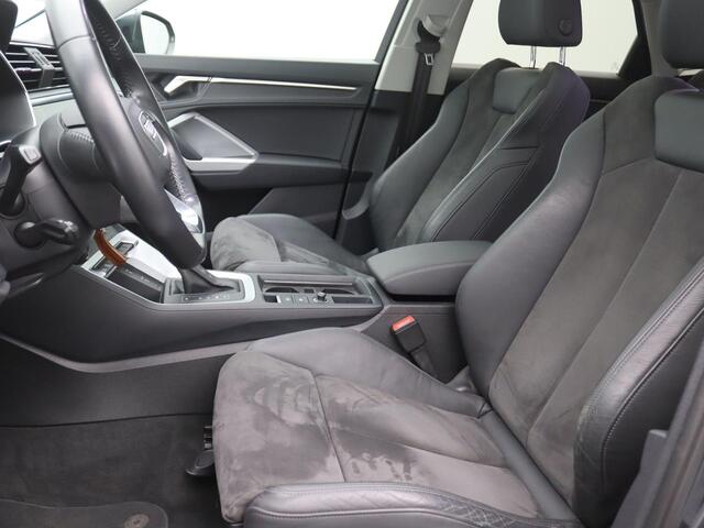 Audi Q3 Sportback 35 TFSI Pro Line S 150PK S-Tronic Pano-Schuifdak, Trekhaak, Adaptieve Cruise Controle, 19" LM Velgen, Side Assist, Achteruitrijcamera, Stoelverwarming, Navi