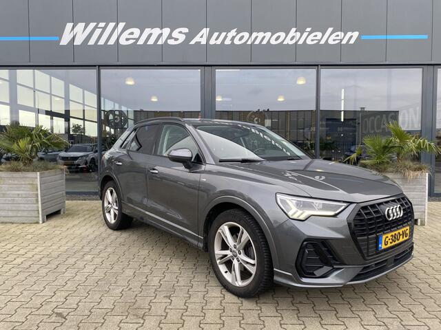 Audi Q3 35 TFSI Advanced S- Line Trekhaak, Virtual Cocpit , Panorama/ Schuifdak