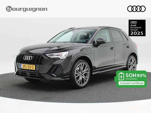 Audi Q3 45 TFSi e 245 Pk Automaat S-Line | Panoramadak | Zwart Optiek | Trekhaak Elektrisch | Virtual Cockpit | Sonos | LED | 20 Inch | 73.860 Km