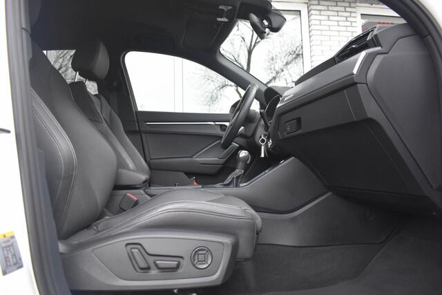 Audi Q3 45 TFSI e S edition Zwart Optiek Elc Stoelen Virtu